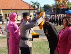 Polres Buleleng Upacara Kenaikan Pangkat dan Purna Bhakti