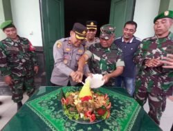 HUT TNI Ke- 79 Kapolsek Mengwi Bersama Anggota Datangi Koramil 1611-04 Mengwi