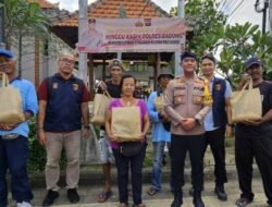 Kapolres Badung Sapa Pedagang Pasar Mengwi Dalam Program Minggu Kasih