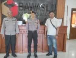 Cegah Gangguan Kamtibmas Polresta Denpasar Pengamanan di Kantor KPU dan Bawaslu Kabupaten Badung 